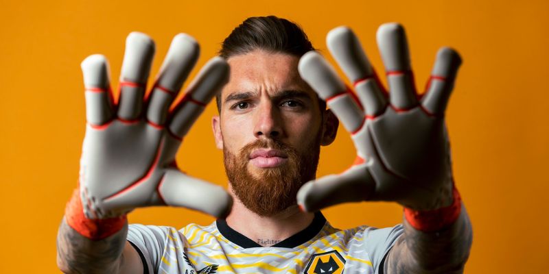 Tiểu sử về thủ thành Jose Sa